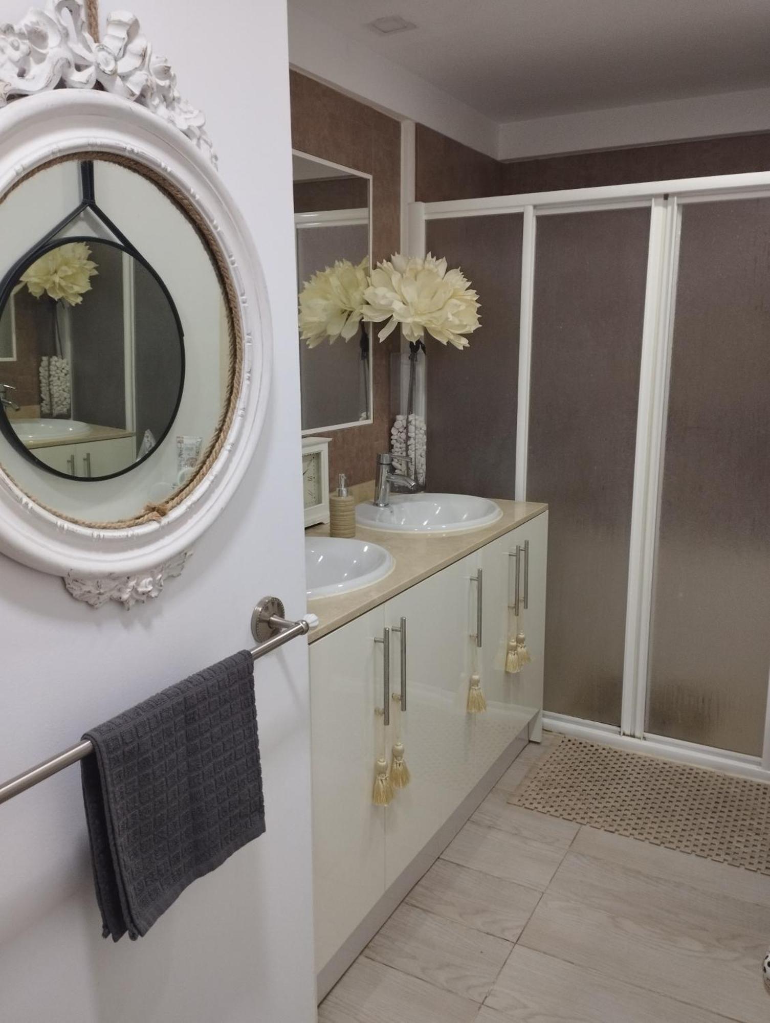 Chambres D'Hotes Chez Catherine A Reus Chambre De Paris Avec Salle De Bains Privee Luaran gambar